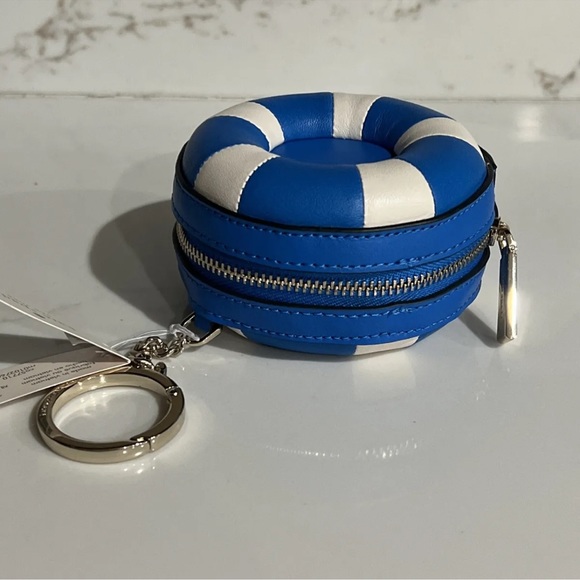 Kate Spade Splash Pool Float Keychain - Picture 2 of 5